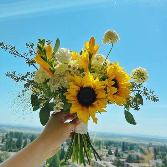 Sun-kissed Bridal Bouquet